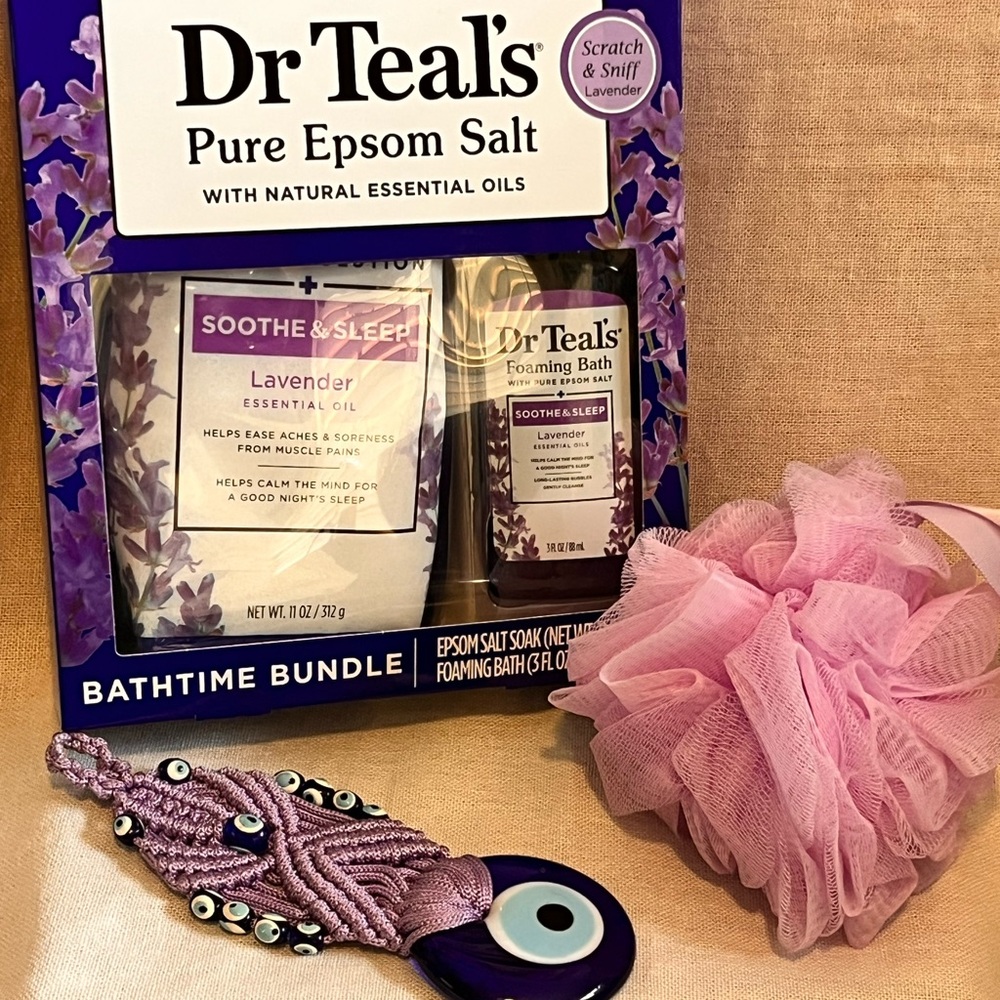 Dr Teal's Soothing Lavender Bath Bundle
